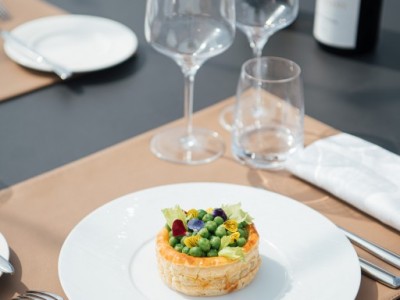 Set_de_table_en_simili_cuir_recto_verso_couleur_nature_par_chez_elles_pro_pour_les_tables_de_taillevent