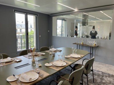 Set_de_table_en_simili_cuir_recto_verso_par_chez_elles_pro