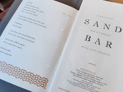 Porte_menu_en_simili_cuir_sur_mesure_colories_nature_olive_dimensions_31_17_pour_le_sand_bar_par_chez_elles_pro