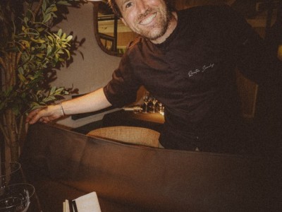 Nappe_simple_en_simili_cuir_noir_l_adn_corse