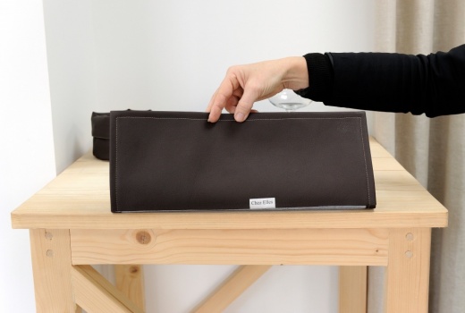 Chemin de table simili cuir une face avec retour doublé -  - Chez elles