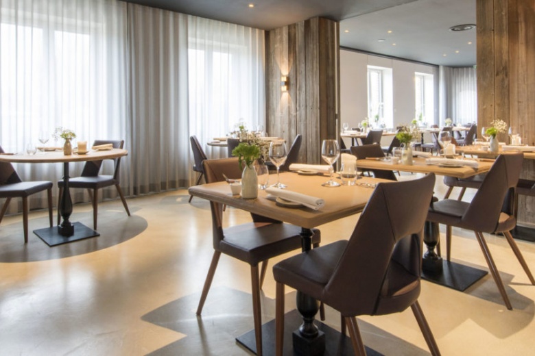 HOUSSE DE TABLE -  - Chez elles - Photo n°4