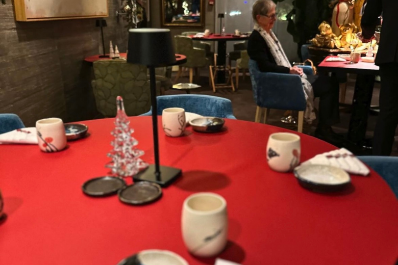 Rond de table en simili cuir - recto-verso sur mesure - Chez elles - Photo n°6