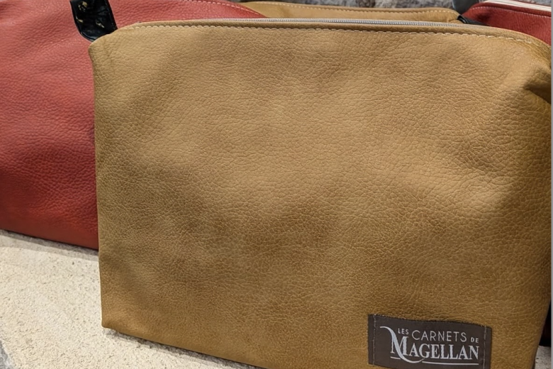 Les trousses en simili cuir - sur mesure - Chez elles - Photo n°1